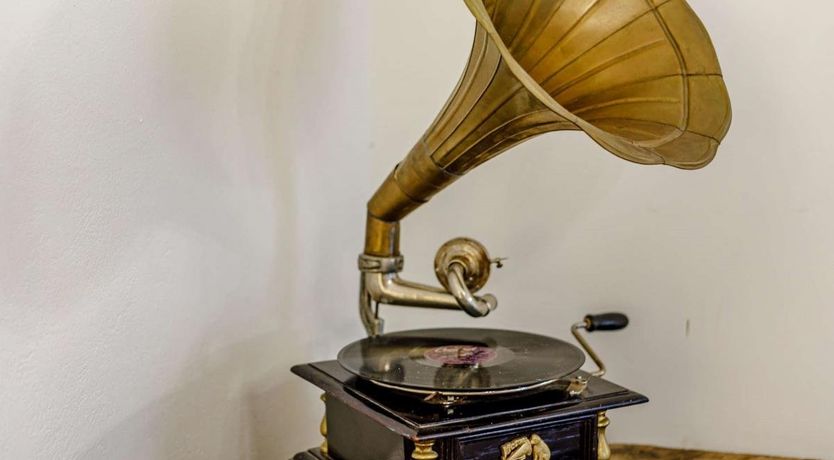 Photo of 5 Bed in St Ives