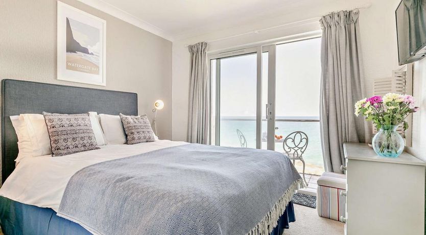 Photo of 1 Bed in Newquay