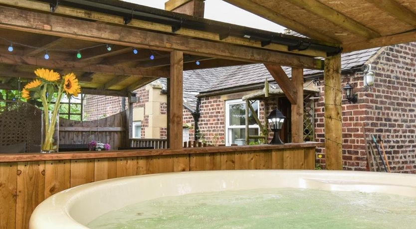 Photo of 2 Bed in Redesmouth