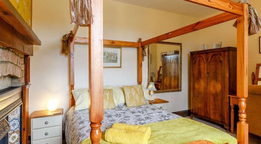 Photo of 2 Bed in Redesmouth