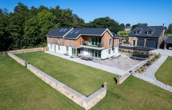 Rynys Holiday Cottage