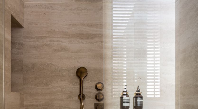 Photo of J'ai Deux Amours