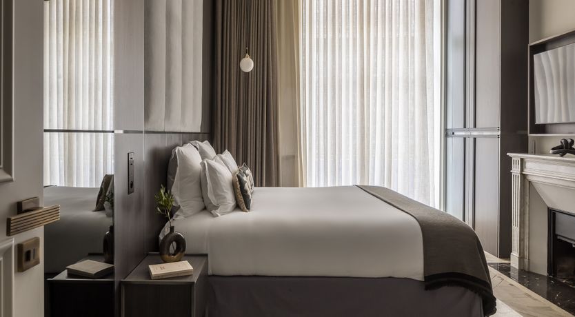 Photo of J'ai Deux Amours