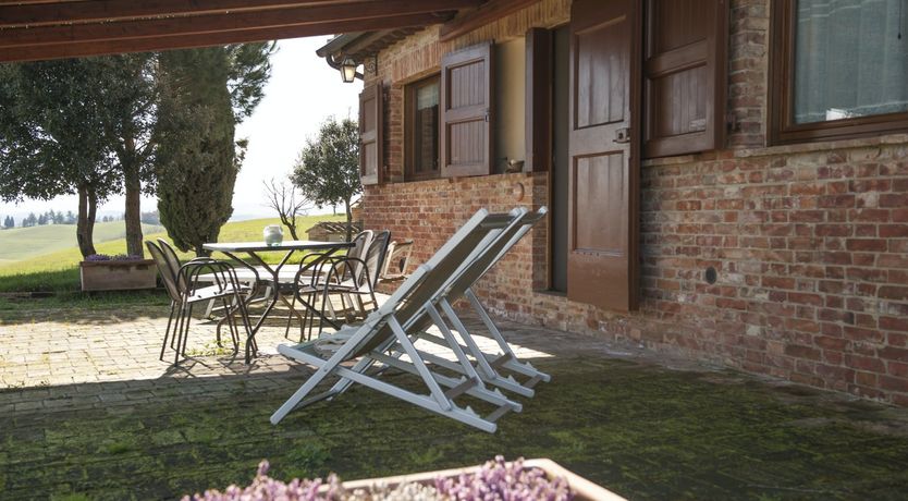 Photo of Landscape Artist