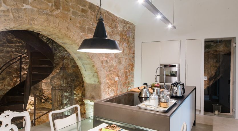 Photo of The Count of Modica