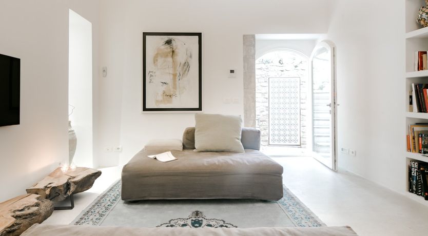 Photo of The Count of Modica