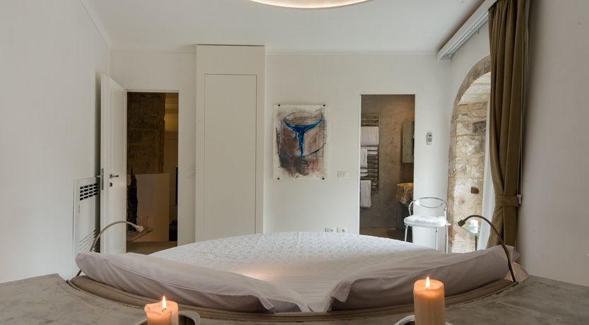 Photo of The Count of Modica