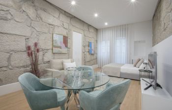 Stone & Light Apartment