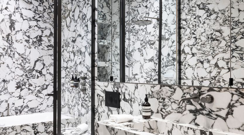 Photo of Louvre Actually