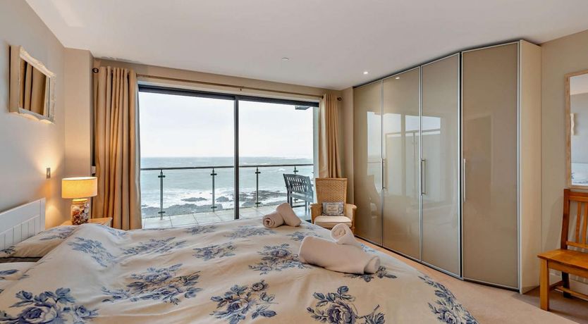 Photo of 3 Bed in Westward Ho