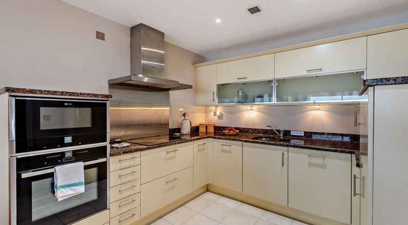 Photo of 3 Bed in Westward Ho