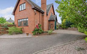 Photo of 3 Bed in Ross-on-wye