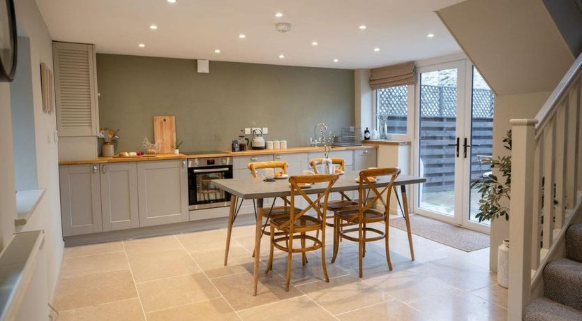 Photo of 2 Bed in Llandrillo