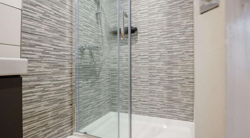 Photo of 3 Bed in Y Felinheli