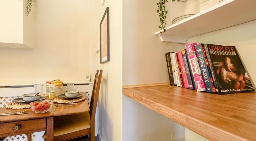 Photo of 1 Bed in Llandysul