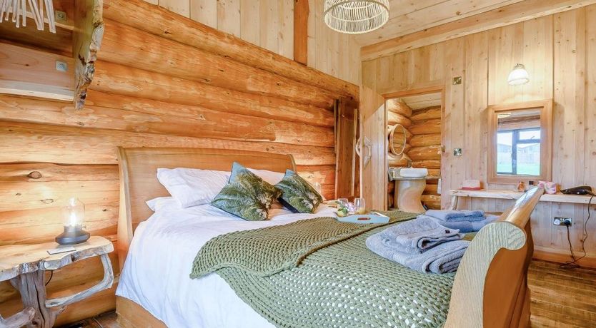 Photo of 1 Bed in Tedstone Delamere