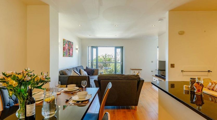 Photo of 3 Bed in Ilfracombe