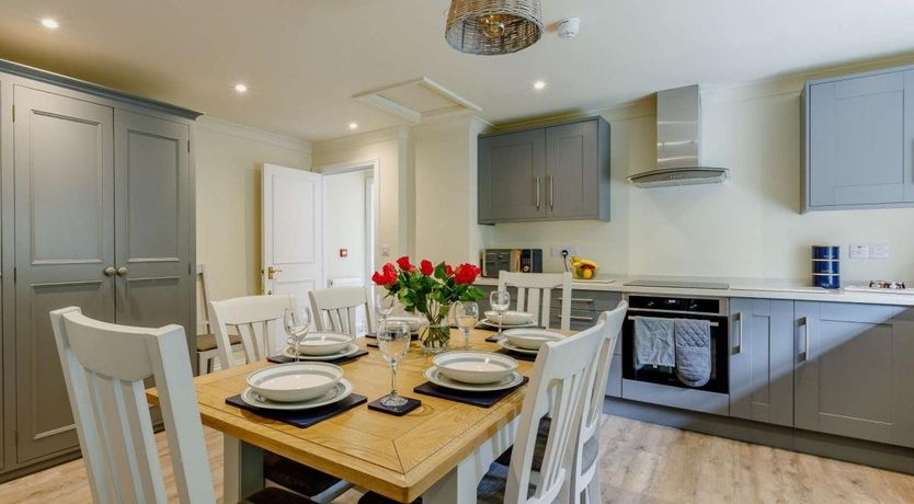 Photo of 2 Bed in Somerton