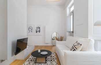 The Lisbon Minimalist Villa