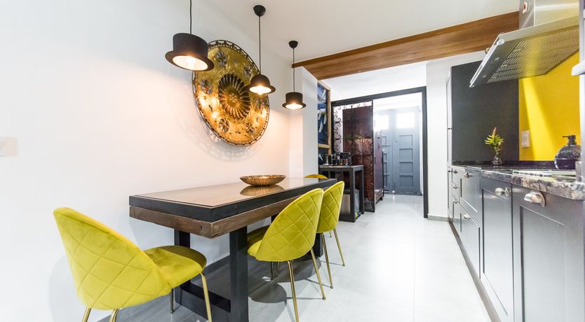 Photo of Art Lives Here