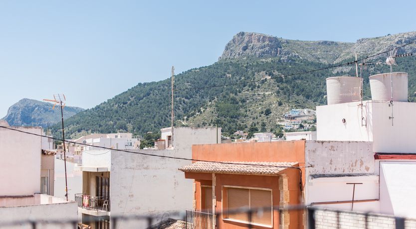 Photo of Art Lives Here