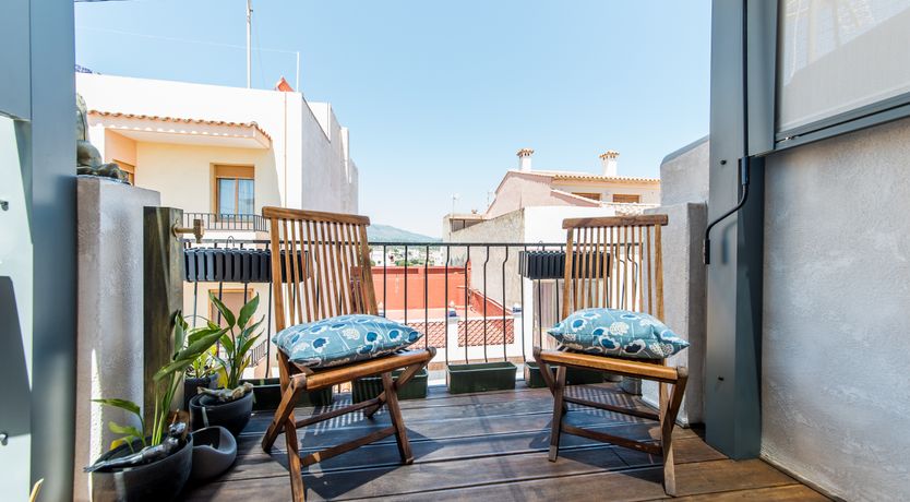 Photo of Art Lives Here