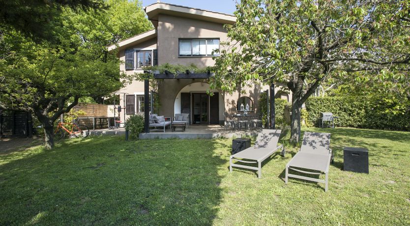 Photo of Stealing Beauty