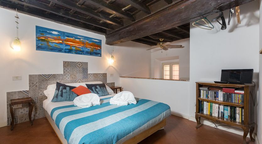 Photo of Trastevere Stripes