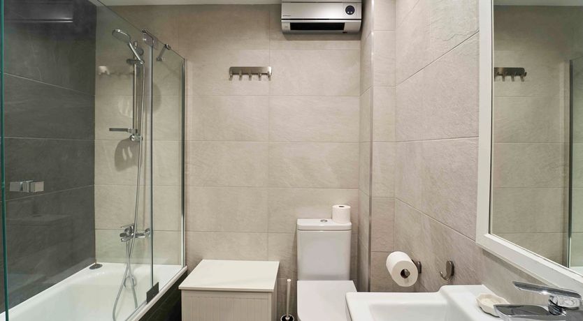 Photo of The Moon Bay