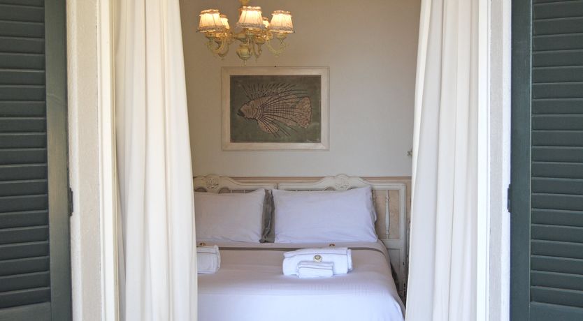 Photo of Pearl Romance