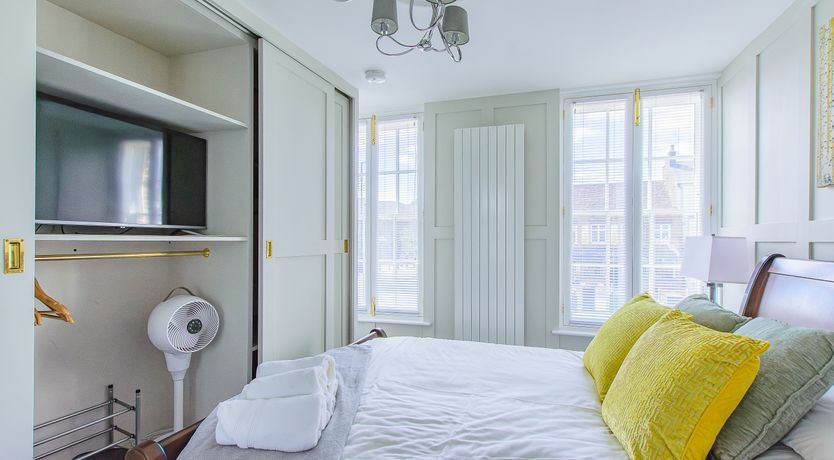 Photo of Mister Modern