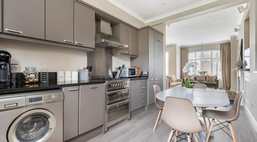 Photo of Green & Leafy