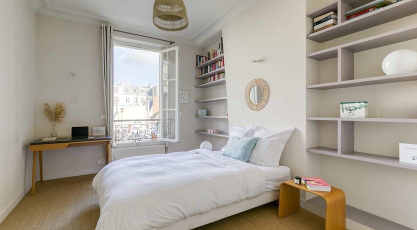 Photo of Belle Hélène