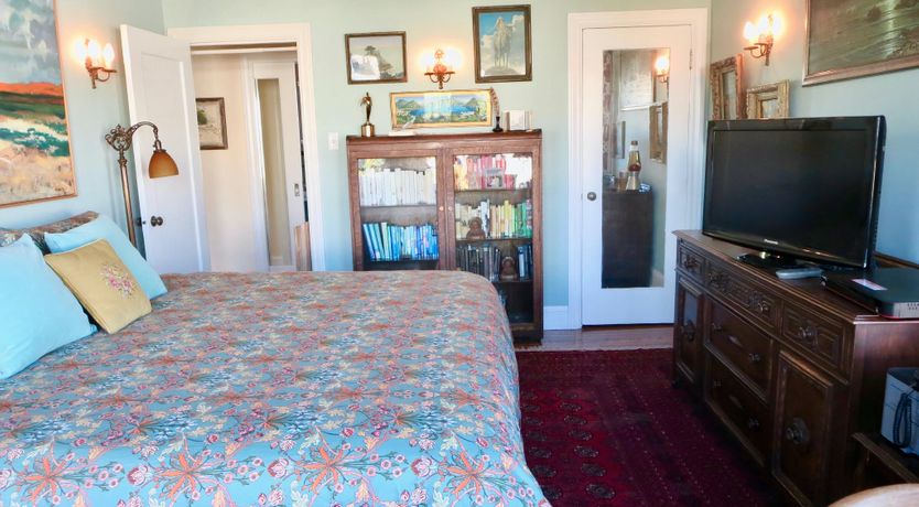 Photo of Vintage Inclined