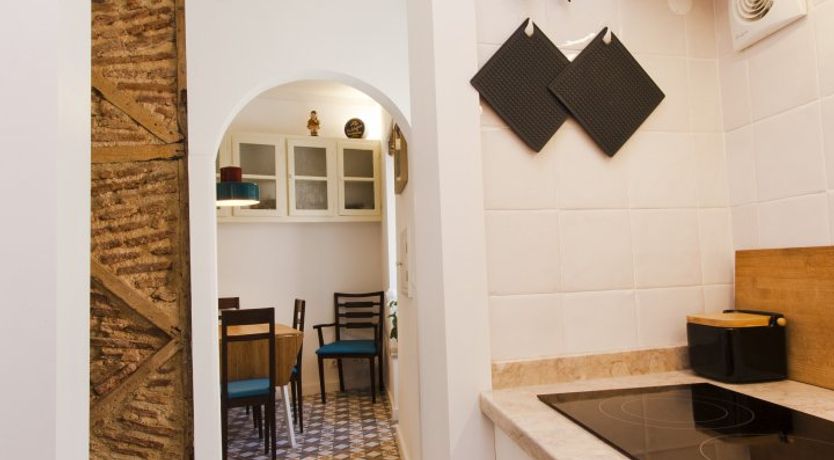 Photo of Alfama Aperture