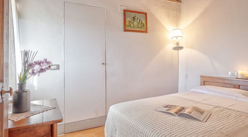 Photo of Sunflower Beams