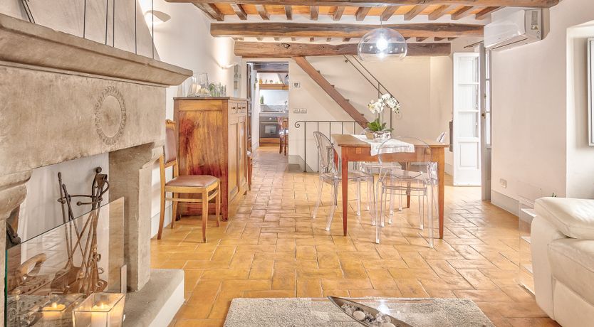 Photo of Sunflower Beams