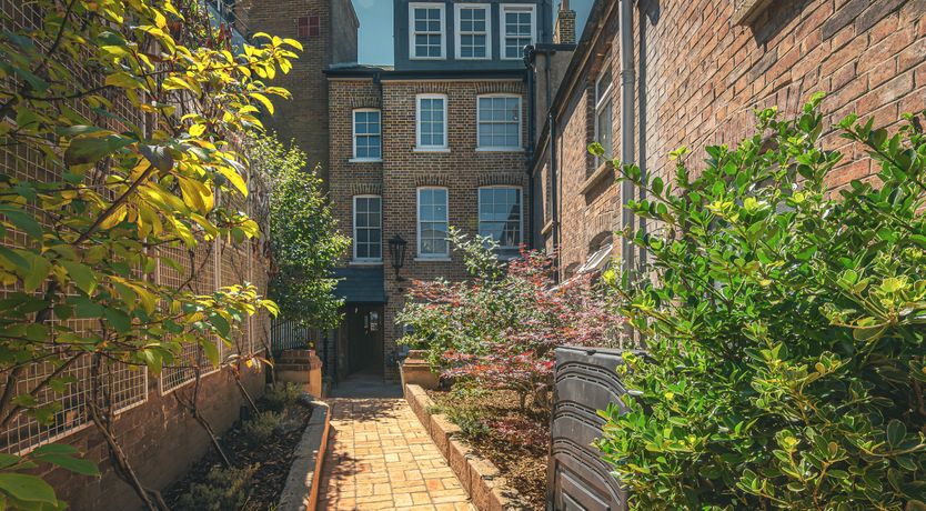 Photo of Hang on to Your Hat