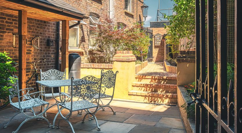 Photo of Hang on to Your Hat