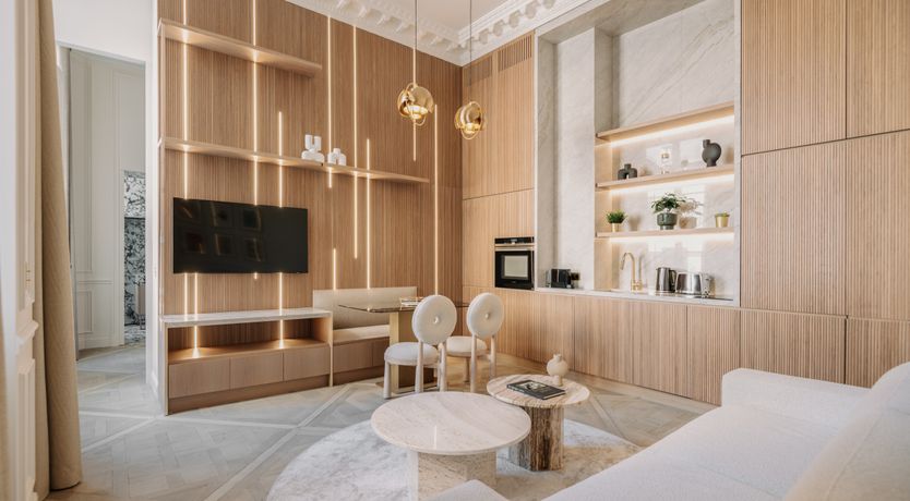 Photo of Champagne & Gold