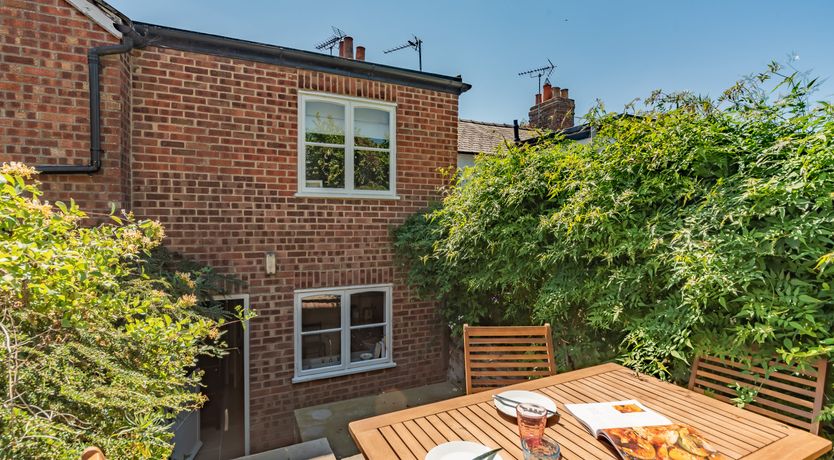 Photo of Awake Sweet England