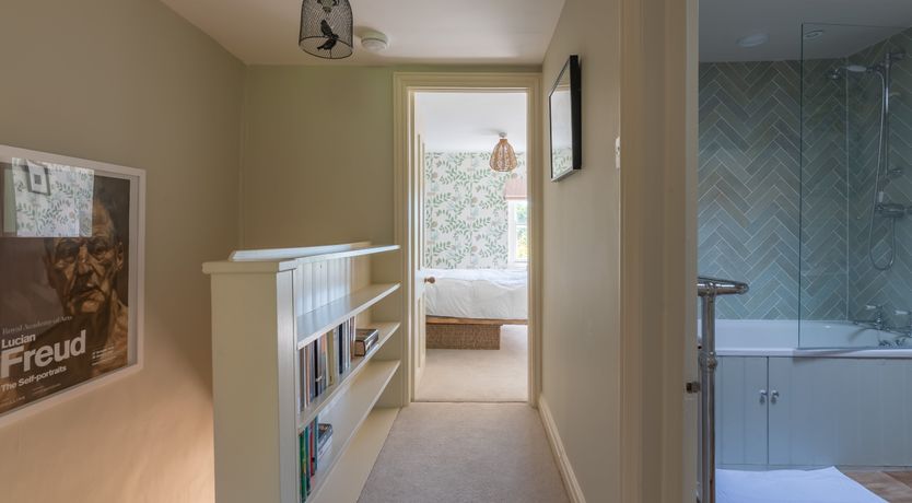 Photo of Awake Sweet England