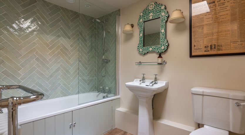 Photo of Awake Sweet England