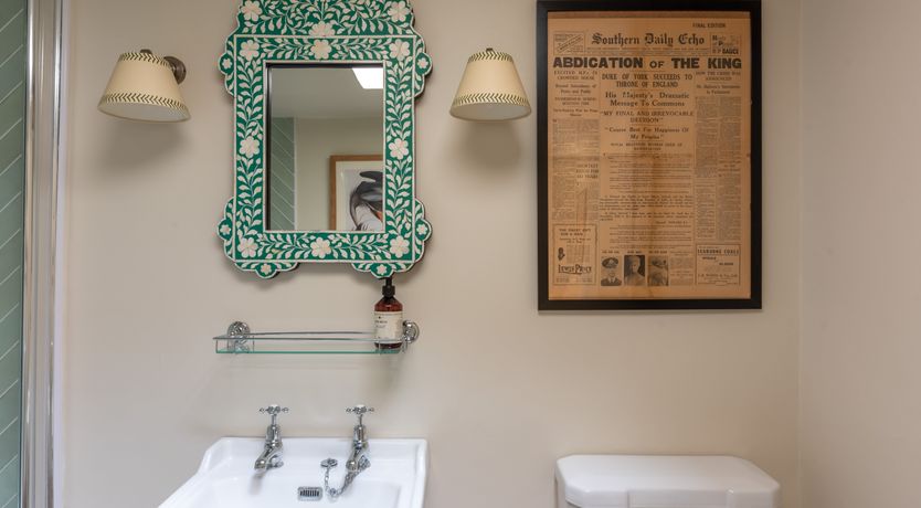 Photo of Awake Sweet England