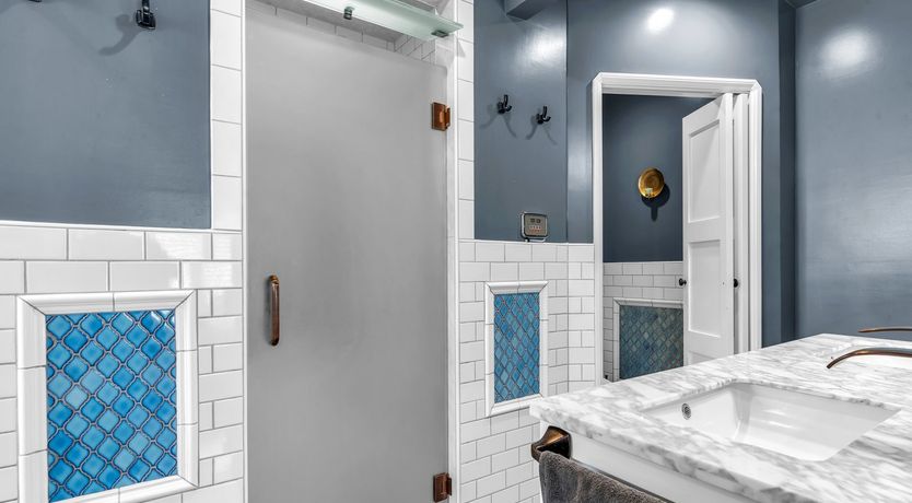 Photo of The Jasmine Light