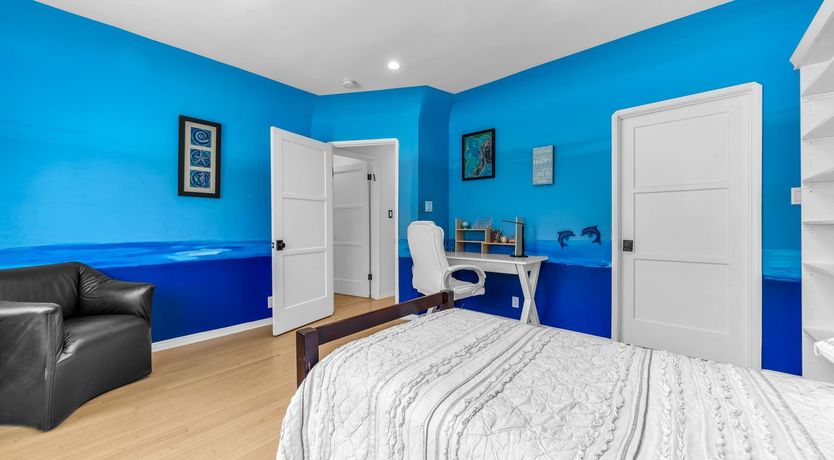 Photo of The Jasmine Light