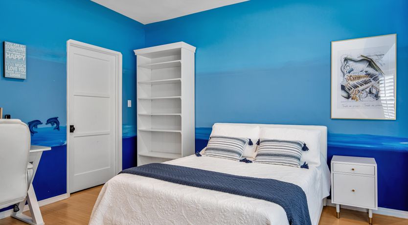 Photo of The Jasmine Light