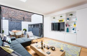 The Grand Old Duchess Holiday Cottage