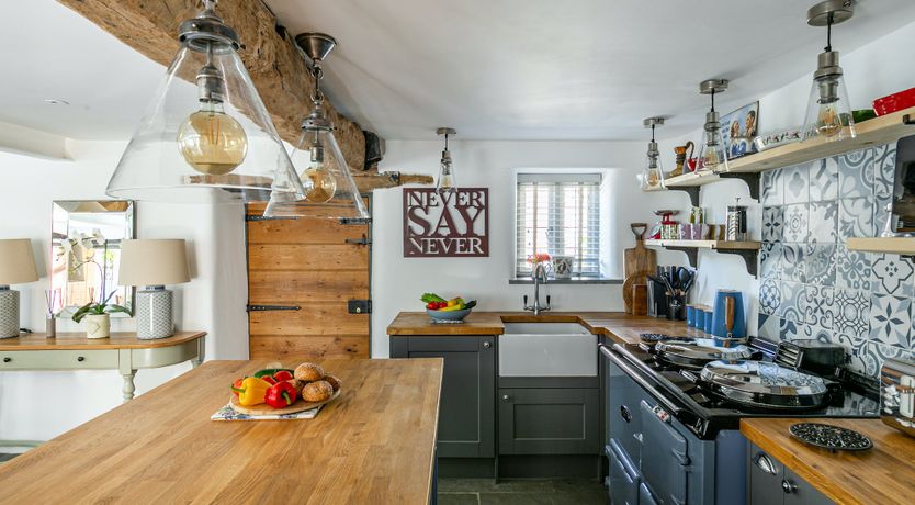 Photo of Tudor Rose Cottage