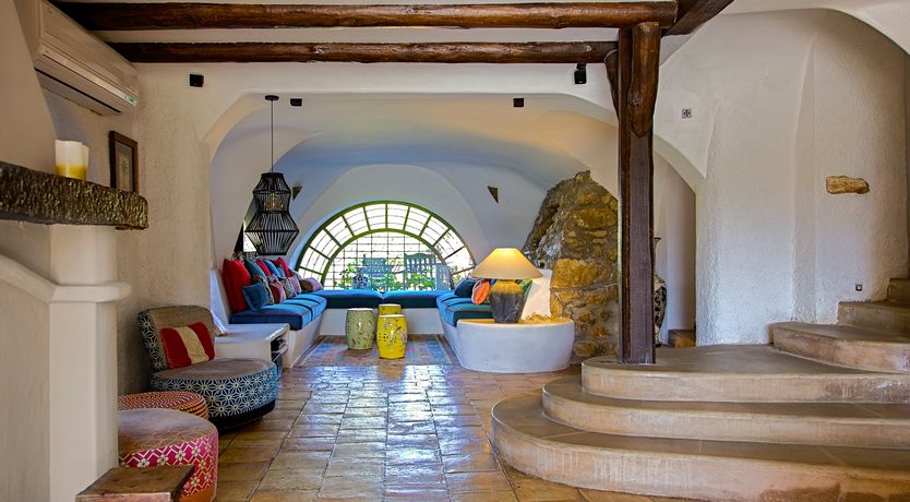 Photo of Hillside Breeze